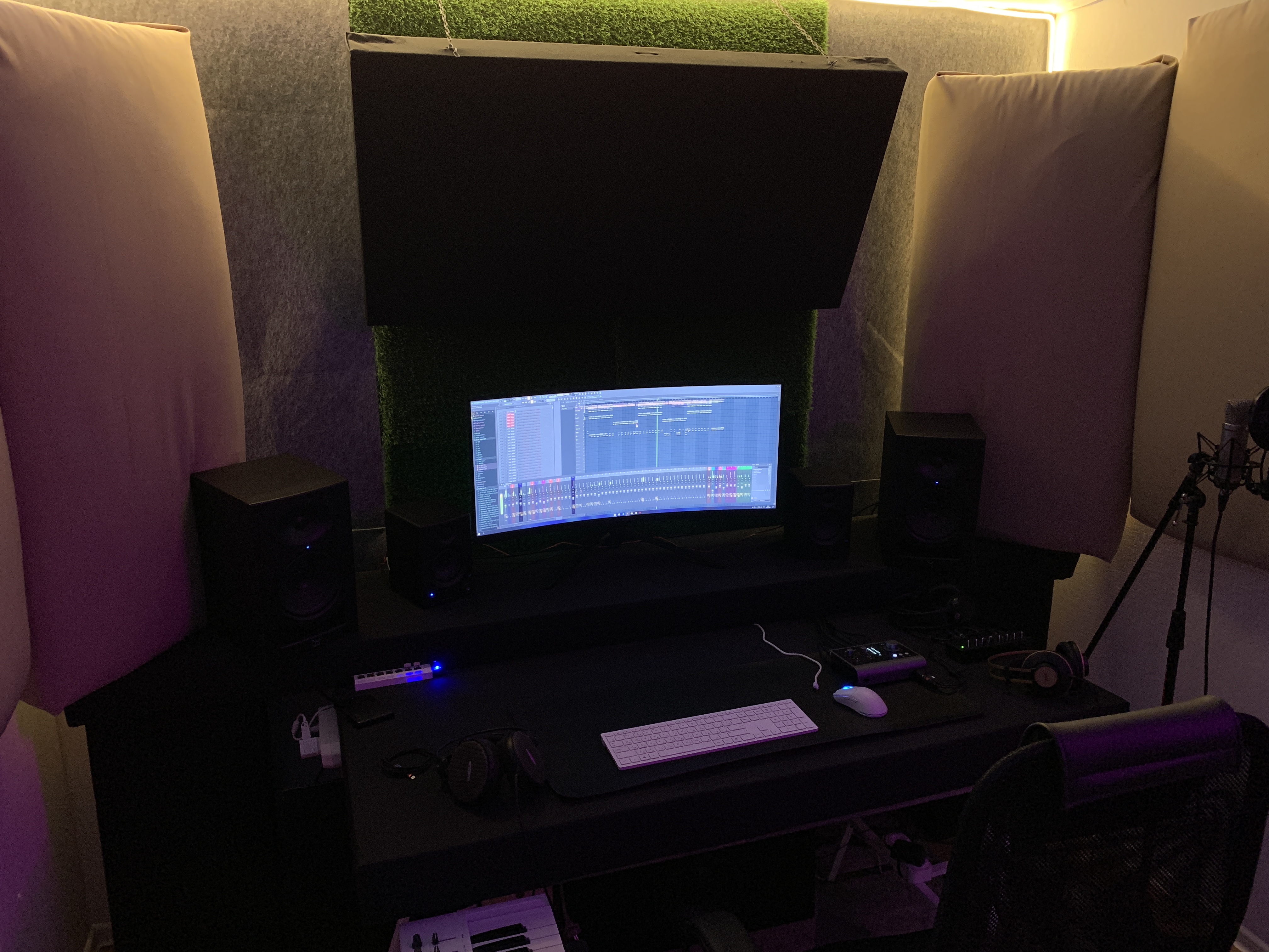 Сведение треков в студии 1599records